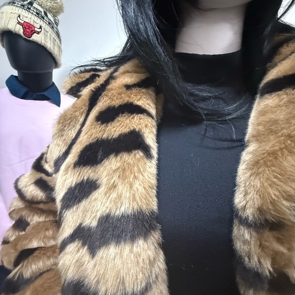 ASOS Leopard Print Faux Fur Coat - Picture 15 of 16
